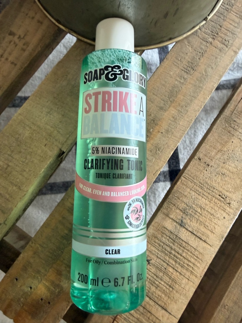 Soap & Glory Strike A Balance Clarifying Tonic -  (Green)